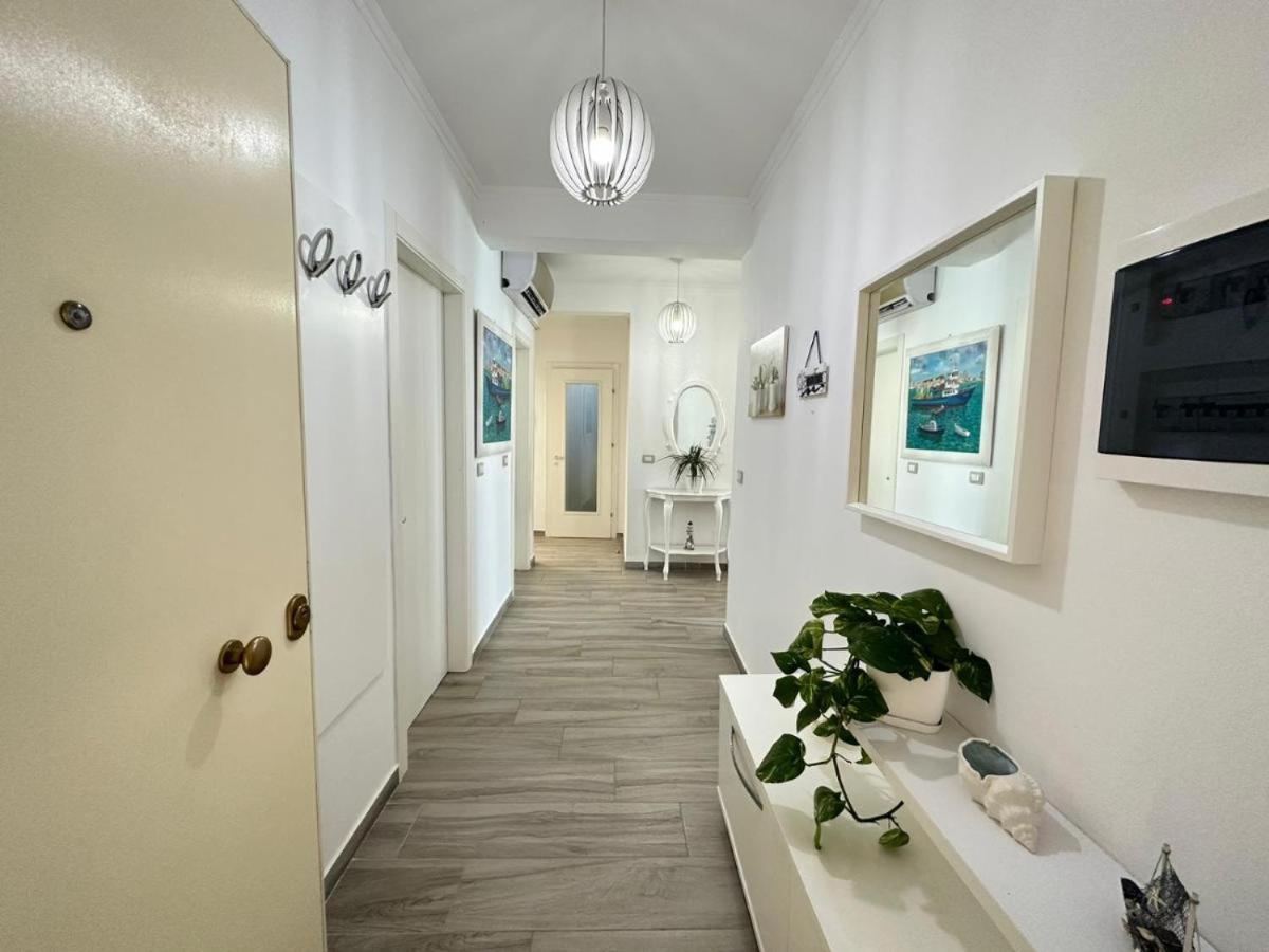 Sofia'S Holiday Apartment Vlorë エクステリア 写真