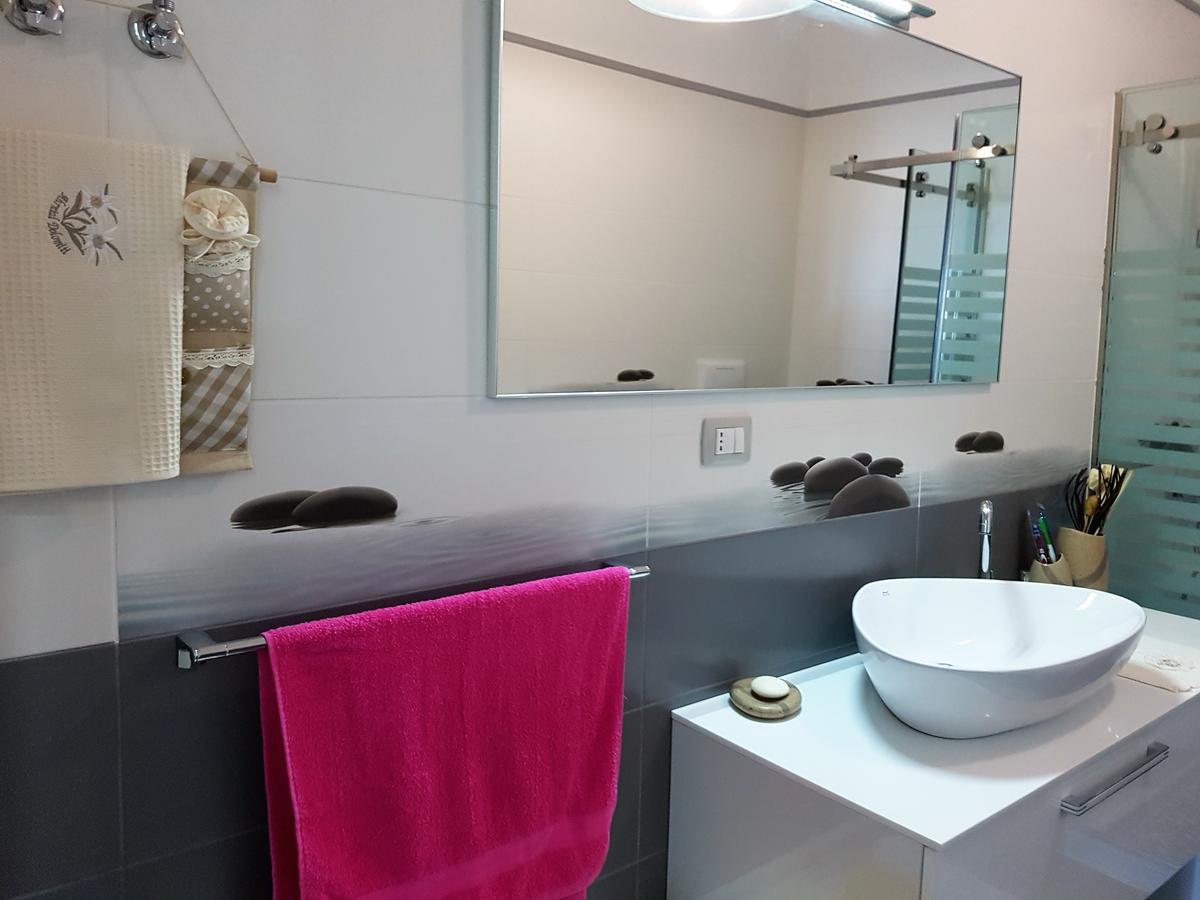 Sofia'S Holiday Apartment Vlorë エクステリア 写真