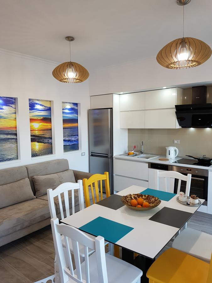 Sofia'S Holiday Apartment Vlorë エクステリア 写真