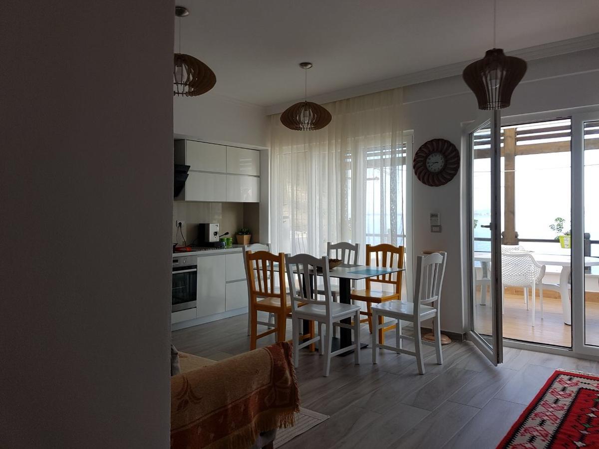 Sofia'S Holiday Apartment Vlorë エクステリア 写真